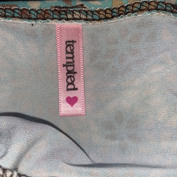 Tempted Sleeveless Tie-Back Top. Sz. S - Picture 7 of 9